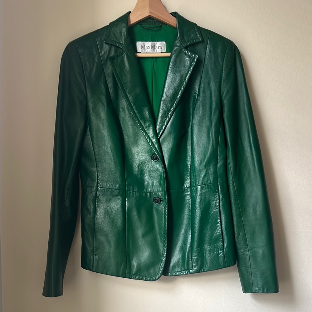 MaxMara Green Leather Jacket Made in Italy $1000